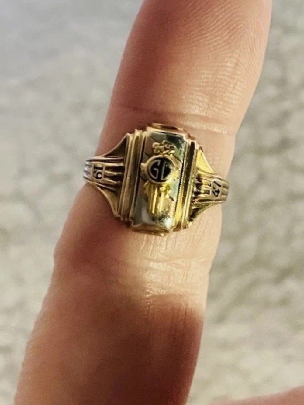 Vintage Josten 1947 Gold 10k School Graduating Class Ring Sinet Grove City, MN